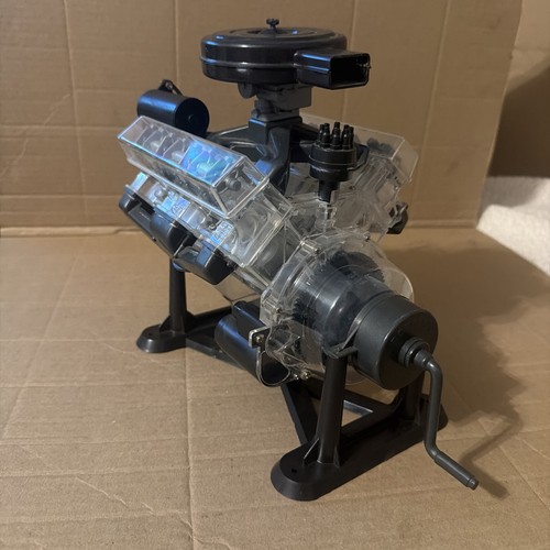 Revell visible engine 1 4 - revell,
