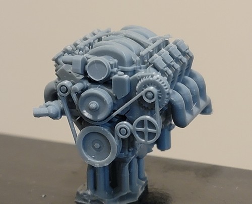Scale ls engine w - 1/24,