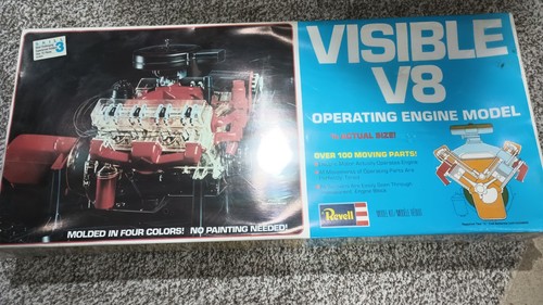 1977 revell 902 visible v8 - revell,